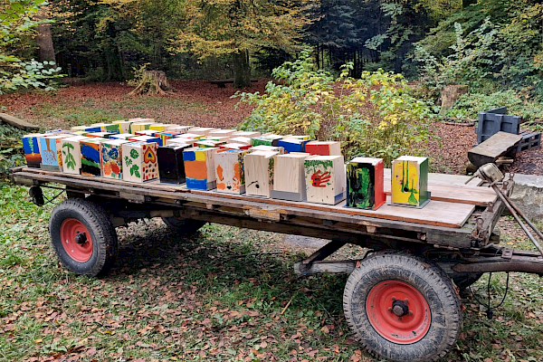 insgesamt 44 Nistkasten wurden an diesem Vormittag konstruiert